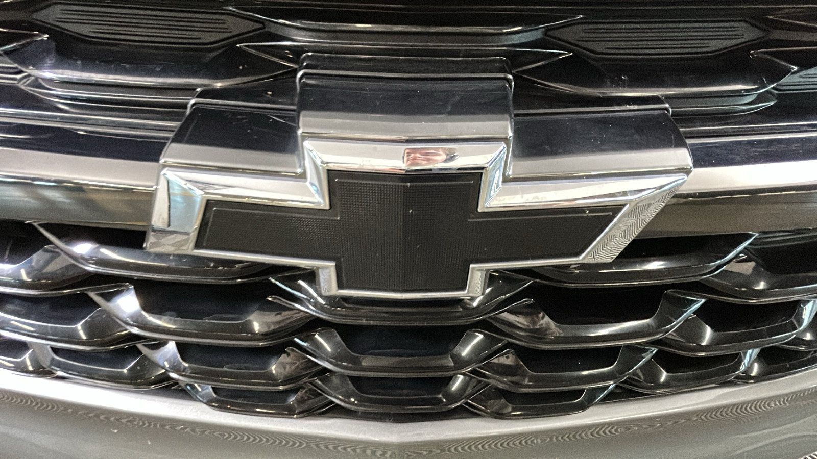 Used 2024 Chevrolet Trax RS w/ Driver Confidence Package FWD image 10