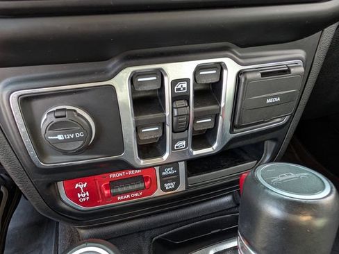 Used 2020 Jeep Gladiator Rubicon AWD/4WD image 24