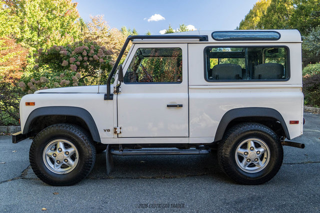 Used 1995 Land Rover Defender 90 AWD/4WD image 2