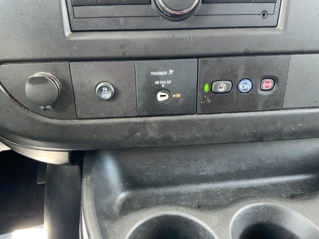Used 2019 Chevrolet Express 2500 w/ Driver Convenience Package RWD image 17