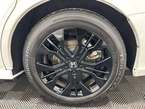 Used 2025 Honda Odyssey Sport-L image 32