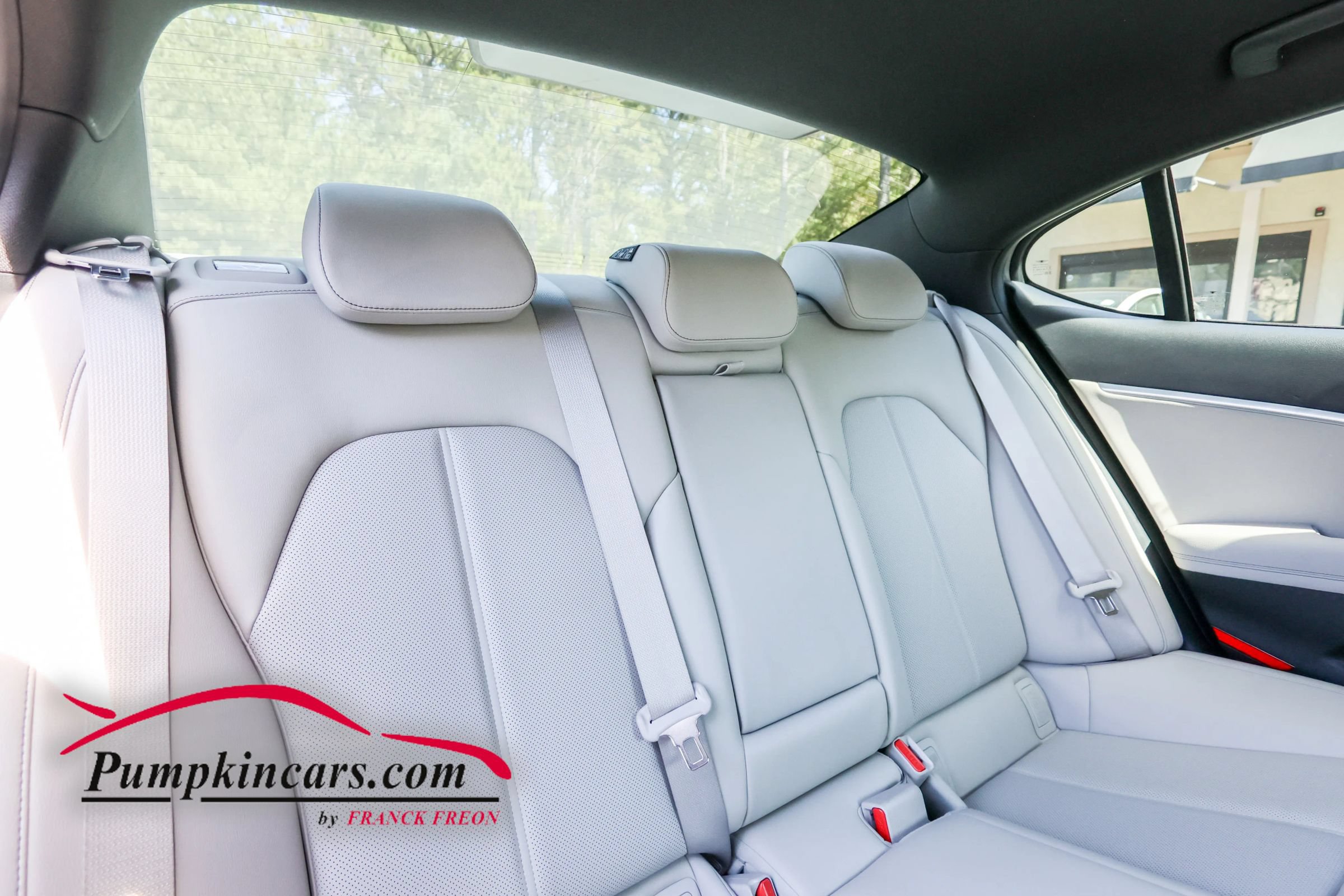 Used 2023 Genesis G70 2.0T RWD image 25