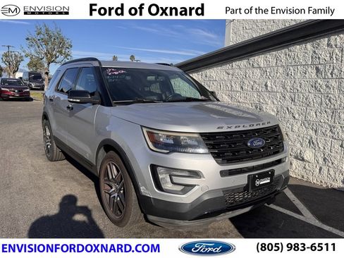 Used 2017 Ford Explorer Sport image 1