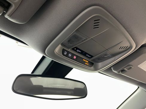 Used 2022 Chevrolet Malibu LS image 24