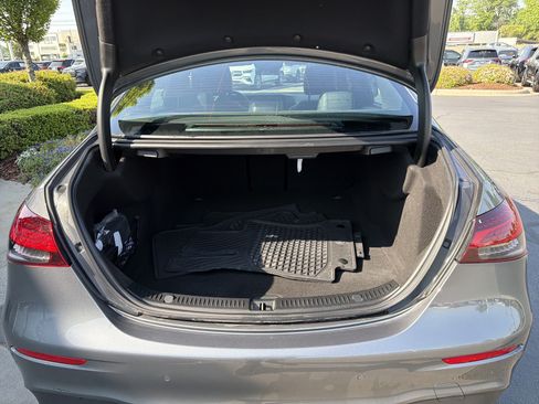 Used 2023 Mercedes-Benz E 350 4MATIC Sedan image 34