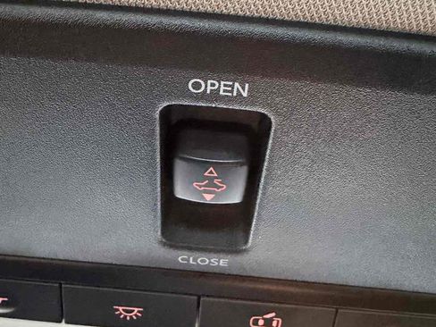 Used 2025 Nissan Altima 2.5 SV w/ SV Special Edition Package image 16