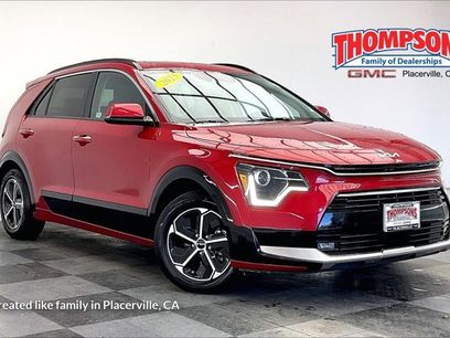 Used 2023 Kia Niro SX