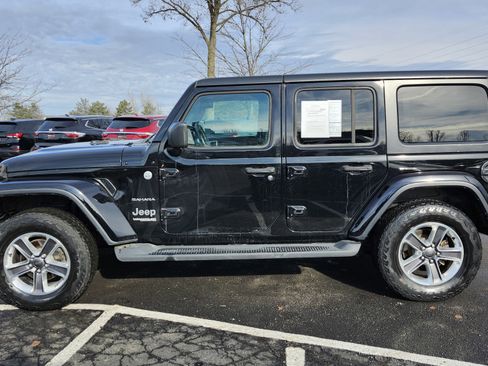 Used 2020 Jeep Wrangler Unlimited Sahara image 14