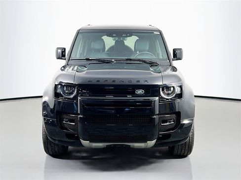 Used 2024 Land Rover Defender 130 X image 2
