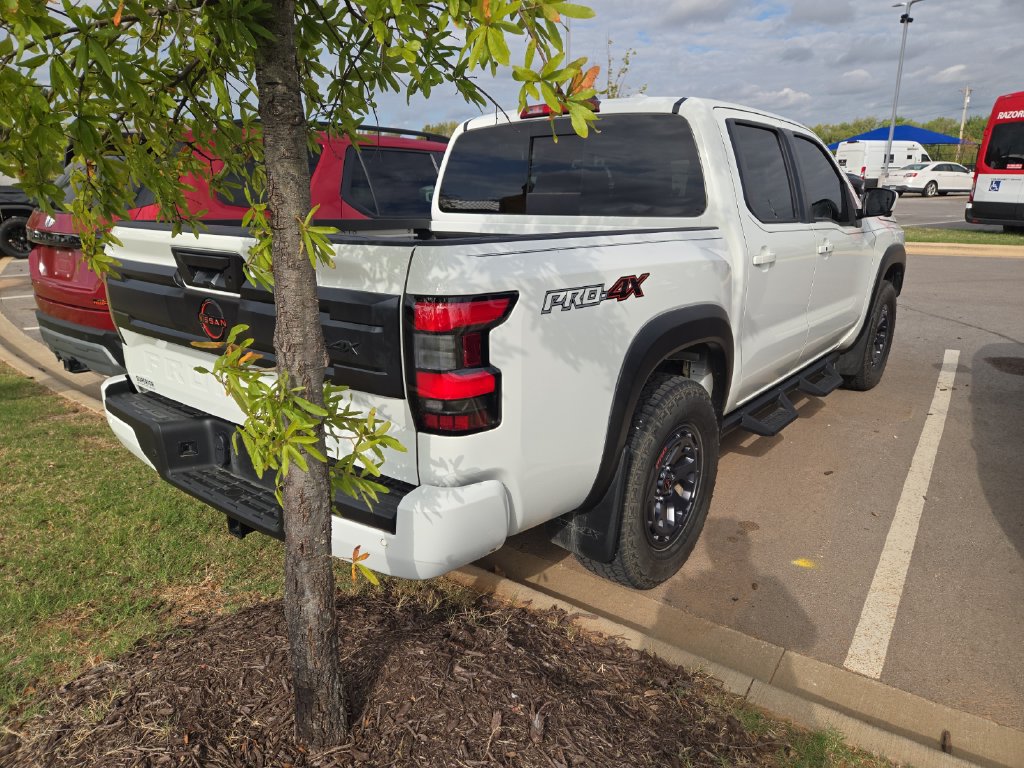 Used 2025 Nissan Frontier PRO-4X w/ Pro Premium Package AWD/4WD image 3