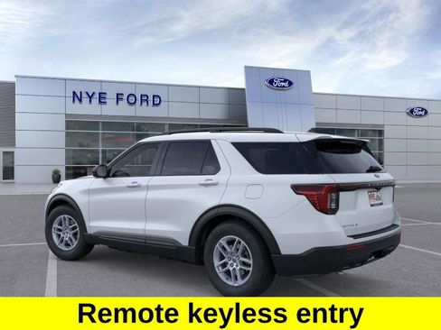 New 2026 Ford Explorer Active image 5