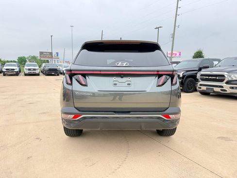 Used 2023 Hyundai Tucson SEL w/ Convenience Package FWD image 6