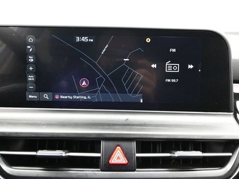 Used 2025 Kia Seltos S FWD image 32