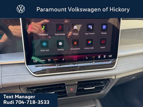 New 2026 Volkswagen Tiguan SE FWD image 24