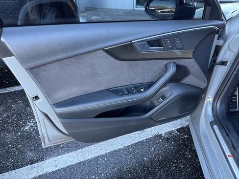 Used 2019 Audi S4 Premium Plus w/ Premium Plus Package image 9