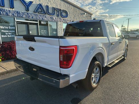Used 2021 Ford F150 XLT w/ Trailer Tow Package RWD image 4