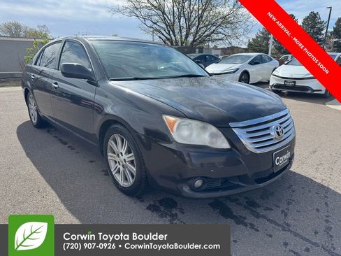 Used 2009 Toyota Avalon Limited image 1