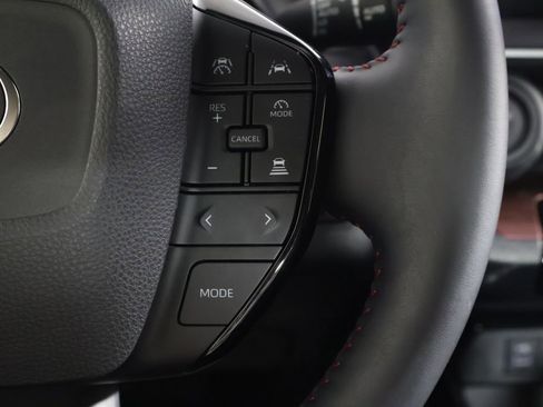 Used 2025 Toyota Prius Plug-In Hybrid FWD image 35