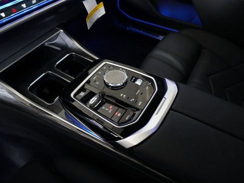 New 2026 BMW 740i xDrive image 29