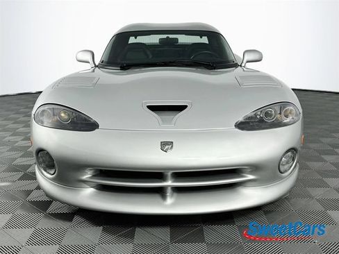 Used 1998 Dodge Viper GTS RWD image 2