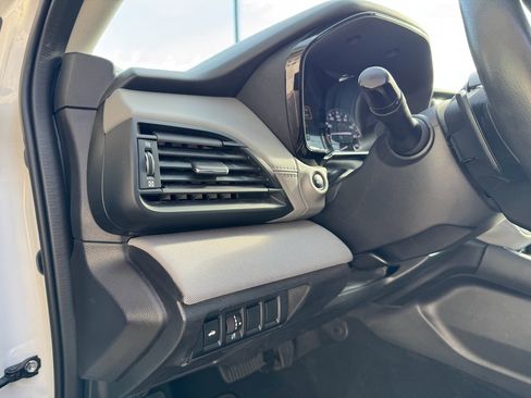 Used 2023 Subaru Legacy Premium image 17