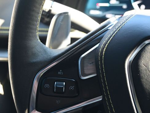 Used 2022 Chevrolet Corvette Stingray Premium Conv w/ Z51 Performance Package image 39