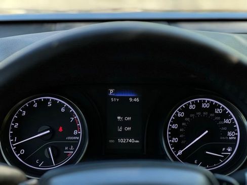 Used 2022 Toyota Camry SE FWD image 34