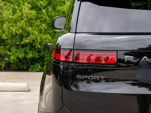 New 2026 Land Rover Range Rover Sport Dynamic SE AWD/4WD image 64
