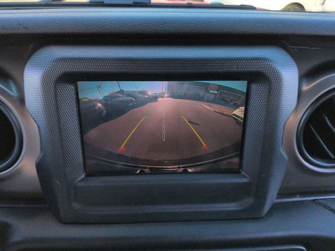 Used 2020 Jeep Wrangler Unlimited Sport S image 42