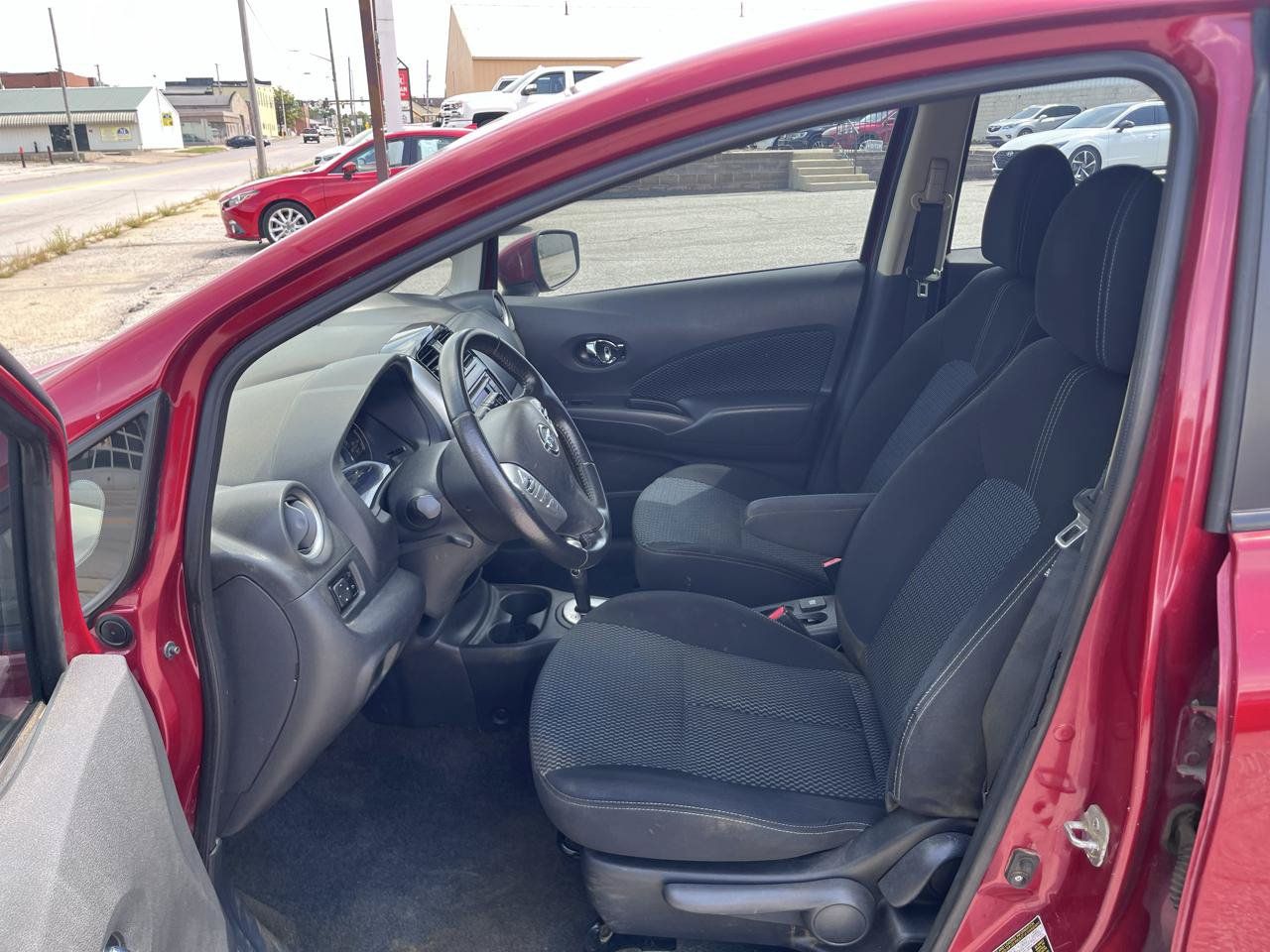 Used 2015 Nissan Versa Note SV w/ SV Appearance Package FWD image 19