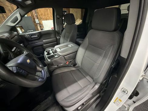 Certified 2024 Chevrolet Silverado 1500 Custom image 19