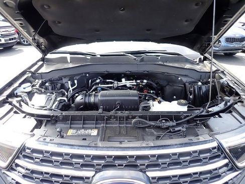 Certified 2023 Ford Explorer XLT image 13