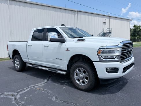 Used 2024 RAM 2500 Laramie w/ Safety Group AWD/4WD image 2