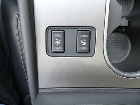 Used 2020 Nissan Murano SL w/ Moonroof Package FWD image 35