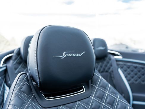 Used 2024 Bentley Continental GT Speed image 39