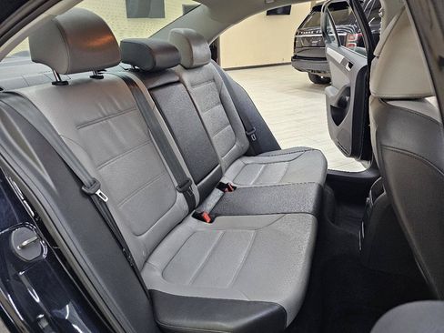 Used 2016 Volkswagen Jetta SEL Premium FWD image 22