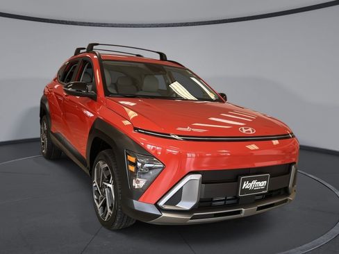 New 2026 Hyundai Kona SEL Premium image 2