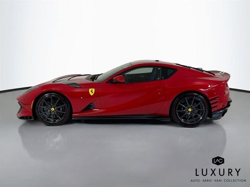 Used 2024 Ferrari 812 Competizione image 9