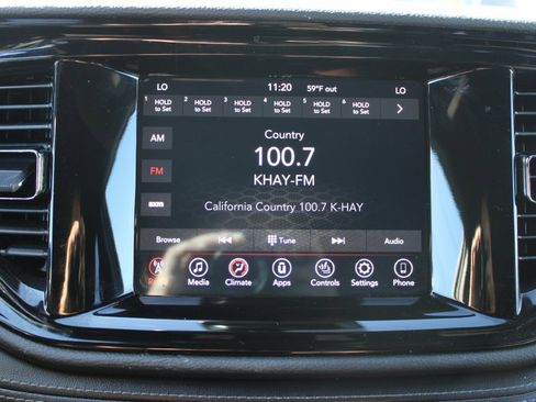 Used 2022 Dodge Durango GT image 17