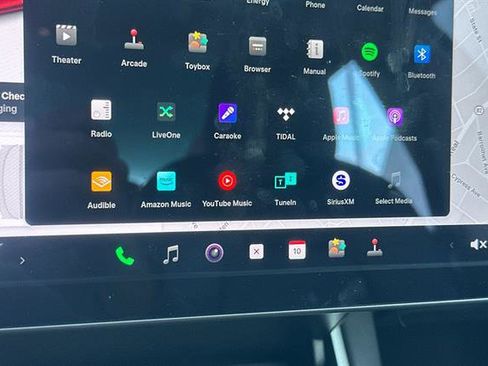 Used 2017 Tesla Model 3 Long Range image 22