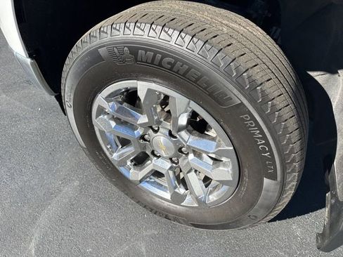 Used 2023 Chevrolet Silverado 1500 LT image 14