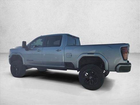 Used 2024 GMC Sierra 2500 AT4 w/ AT4 Premium Plus Package AWD/4WD image 7