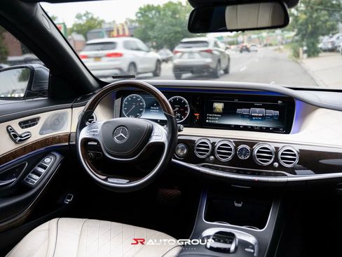 Used 2017 Mercedes-Benz Maybach S 600 image 19