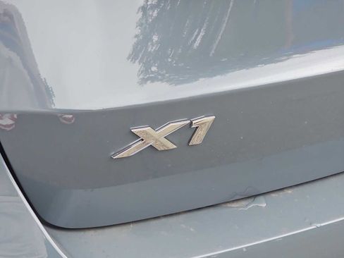Used 2025 BMW X1 xDrive28i w/ Convenience Package image 12