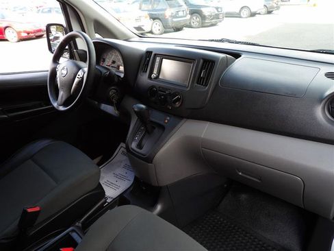 Used 2021 Nissan NV200 S image 13