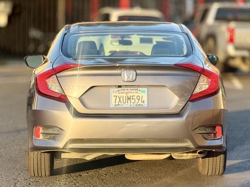 Used 2017 Honda Civic LX image 9