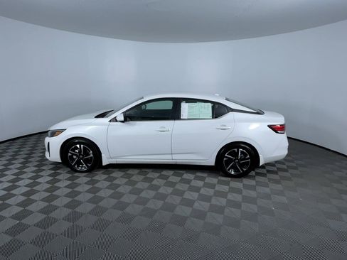 Certified 2025 Nissan Sentra SV w/ All-Weather Package image 5