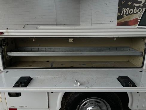 Used 2019 Ford F350 XL w/ Power Equipment Group image 11