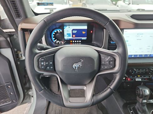 Used 2021 Ford Bronco Outer Banks image 18