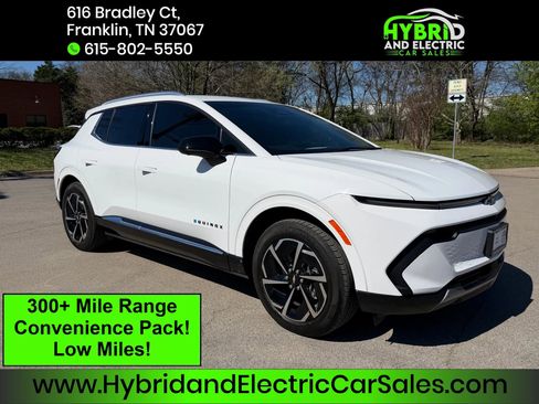 Used 2025 Chevrolet Equinox EV LT w/ LPO, Blackout Package image 1